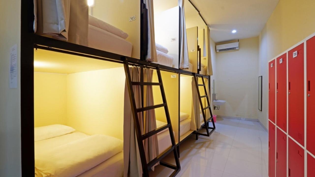 V Canggu Dormitory מראה חיצוני תמונה