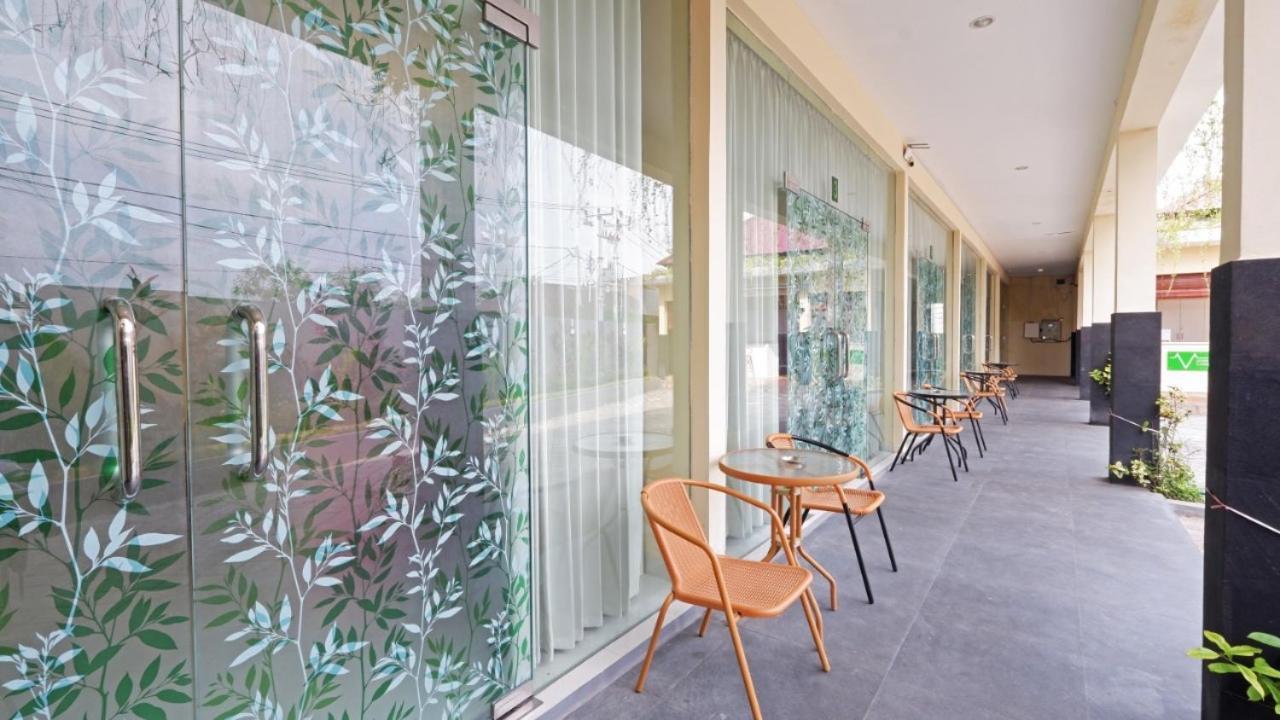 V Canggu Dormitory מראה חיצוני תמונה